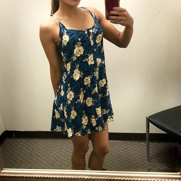 Urban Outfitters Dresses & Skirts - Urban Outfitters snap up mini dress